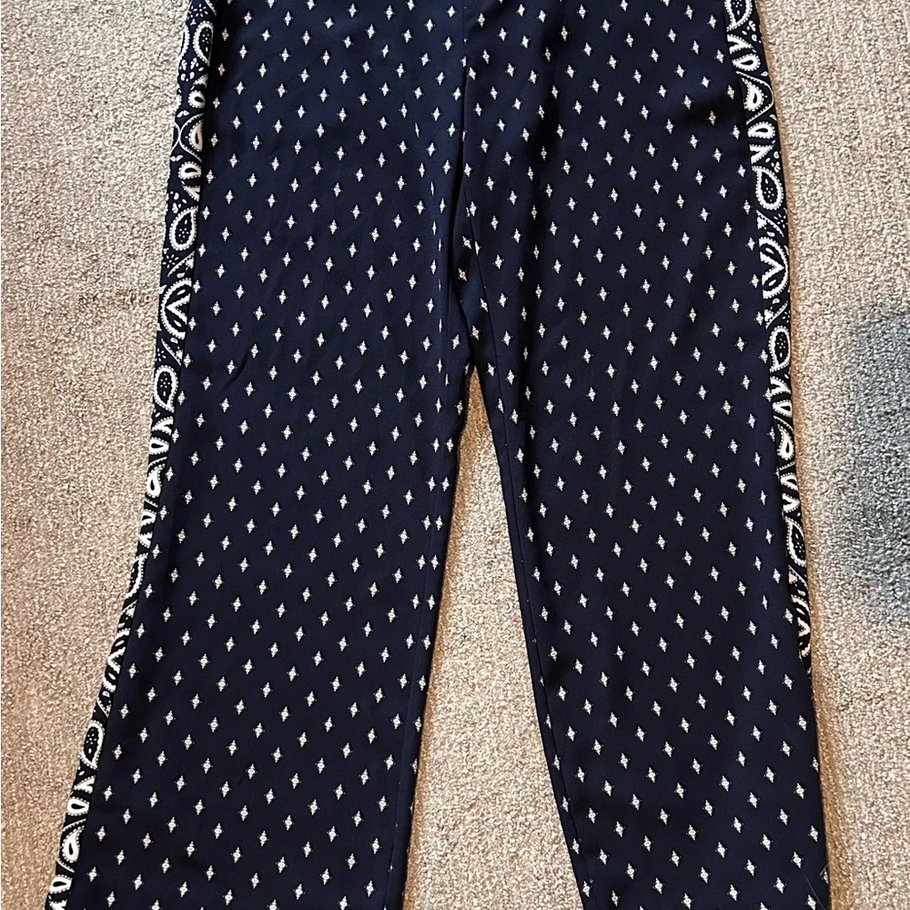 Cabi Wide-Leg Navy Printed Lounge Pants wide size 8 - Picture 11 of 11